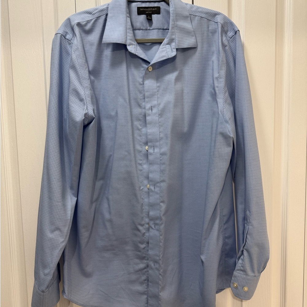 Banana Republic Light Blue Dress Shirt